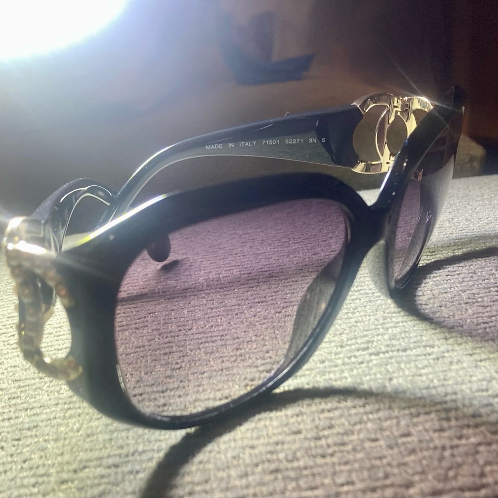 AUTHENTIC WOMENS CHANEL BEAUTY SUNGLASSES